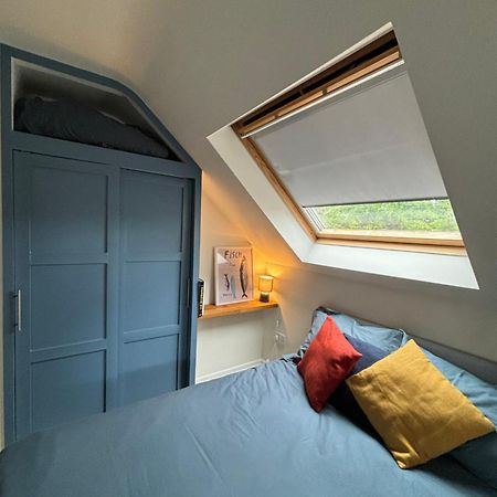Lovely Spacious Loft Close To Train Station Γουόρδινγκ Εξωτερικό φωτογραφία